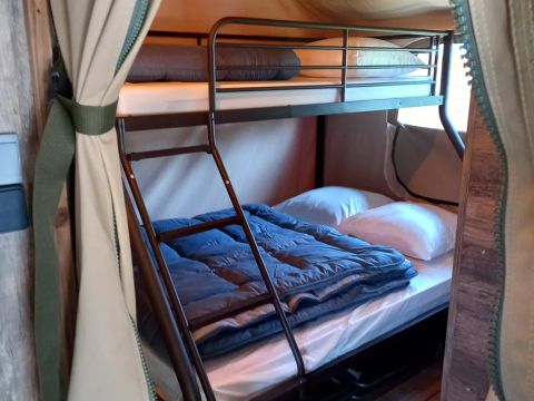 Tente en toile et en bois 5 personnes - Lodge sanitaire