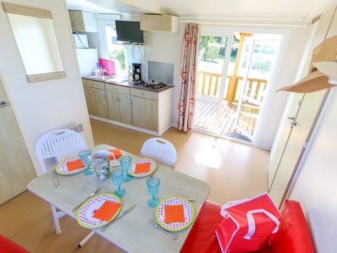 MOBILHOME 5 personnes - Supérieur 2 chambres