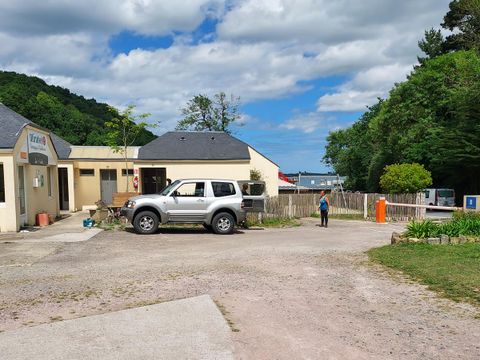 Camping Mirabel Les 4 Vaulx - Camping Côtes-d'Armor - Image N°10