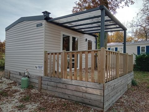 MOBILHOME 2 personnes - Mobil-Home Confort 22m² - 1 chambre + terrasse semi-couverte 12m² + TV + Clim -