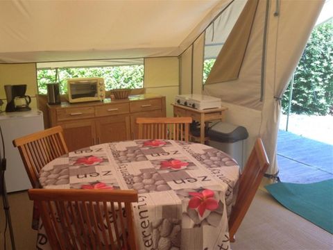 TENTE TOILE ET BOIS 5 personnes - Safari  (sans sanitaires)