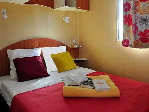 MOBILHOME 4 personnes - FLORES 31m² - 2 chambres + terrasse couverte