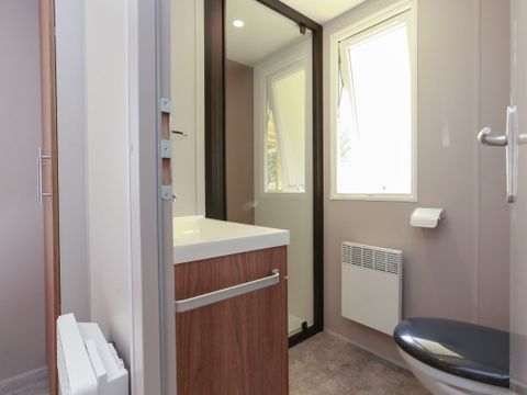 MOBILHOME 6 personnes - Premium 40m² (3 chambres) + Terrasse + TV + lave-vaisselle