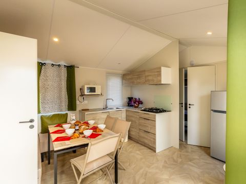 MOBILHOME 6 personnes - confort 3 chambres 6 Pers avec terrasse