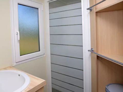 MOBILHOME 4 personnes - 2 chambres avec terrasse MOBILHOME 4 personnes - 2 chambres avec terrasse