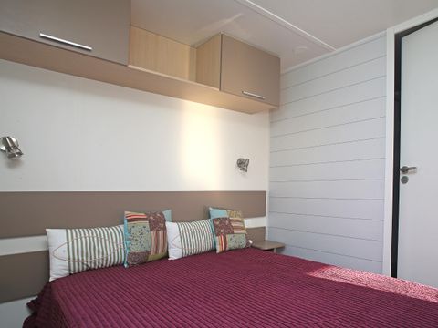 MOBILHOME 2 personnes - 1 chambre avec terrasse
