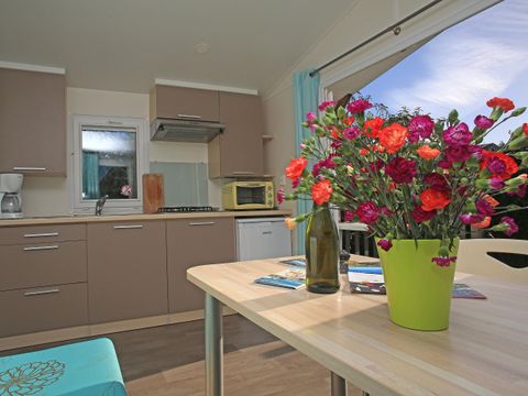 MOBILHOME 2 personnes - 1 chambre avec terrasse