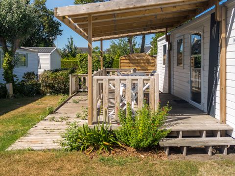 MOBILHOME 4 personnes - Confort  PMR 2 chambres avec terrasse