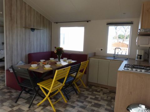 MOBILHOME 8 personnes - Confort 4 chambres 8 Pers avec terrasse