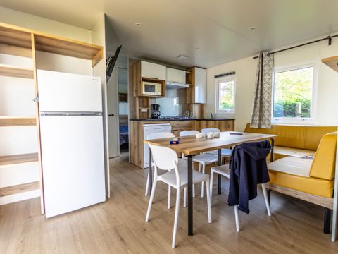 MOBILHOME 8 personnes - Confort 4 chambres 8 Pers avec terrasse