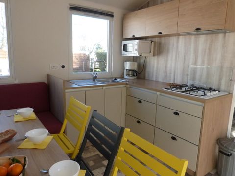 MOBILHOME 8 personnes - Confort 4 chambres 8 Pers avec terrasse