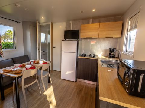 MOBILHOME 4 personnes - Confort 2 chambres avec terrasse