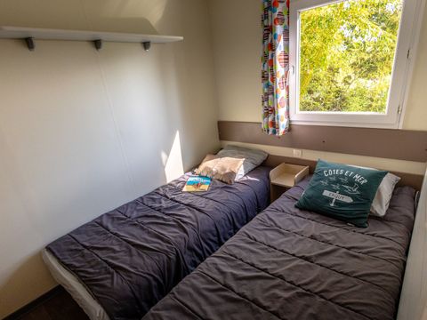 MOBILHOME 4 personnes - Confort 2 chambres avec terrasse