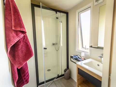 MOBILHOME 5 personnes - Confort 2 chambres avec terrasse