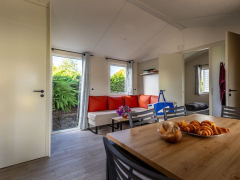 MOBILHOME 5 personnes - Confort 2 chambres avec terrasse