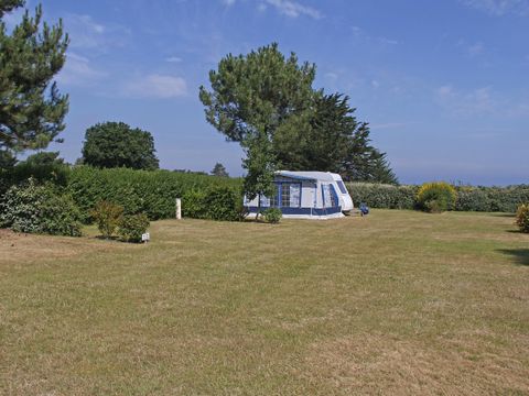 Emplacement - Confort avec électricité 10A