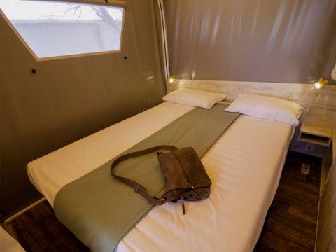 TENTE TOILE ET BOIS 4 personnes - Lodge Maassai - 2 chambres 4