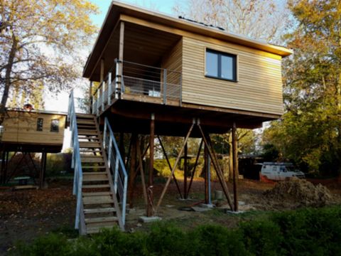 HÉBERGEMENT INSOLITE 6 personnes - Chênes