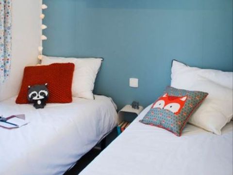 MOBILHOME 5 personnes - IRM 4/5 personnes