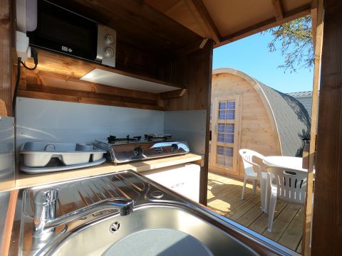 HÉBERGEMENT INSOLITE 2 personnes - Cottage Standard 12 m² - terrasse