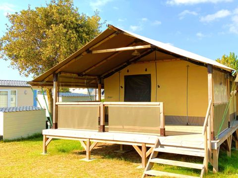 Tente en toile et en bois 5 personnes - Lodge Toile Kenya Vintage - 34.5 m² - 2 chambres