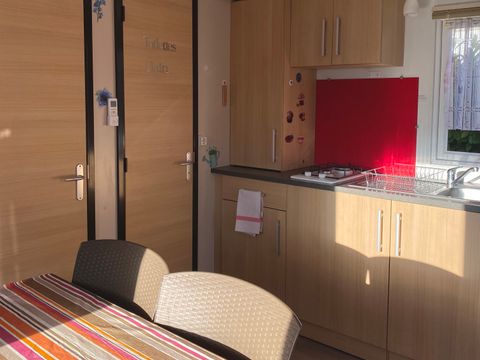 Mobilhome 2 personnes - 15m² - 1 chambre avec terrasse
