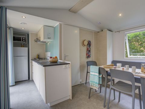MOBILHOME 4 personnes - COTTAGE 4p 2ch ***