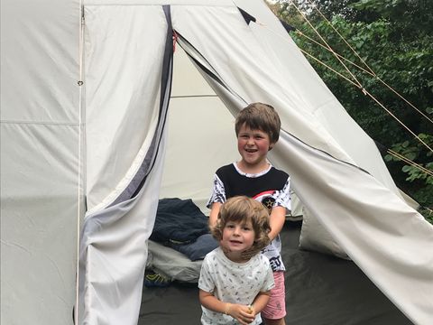 TENTE 2 personnes - 01-Tipi Davy Crockett 18m2 (1ch - 1/8pers.) + kit prêt à camper - prix pour 2 personnes