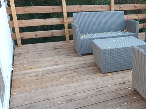 MOBILHOME 2 personnes - 09-Mh Grand Confort 6 pers avec grande terrasse - prix pour 2 personnes