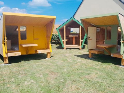 HÉBERGEMENT INSOLITE 2 personnes - Cabane 2 personnes