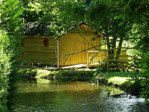 CHALET 2 personnes - Cabane de D'JO (Baignoire bois, Vue étangs & champ)