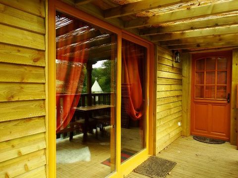 CHALET 2 personnes - Cabane de D'JO (Baignoire bois, Vue étangs & champ)