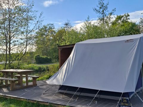 TENTE 4 personnes - LE MOURON DÉLICAT Parcelle 26 Tente "Prêt à Camper"