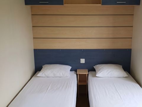 MOBILHOME 6 personnes - 3 chambres - TV - BBQ
