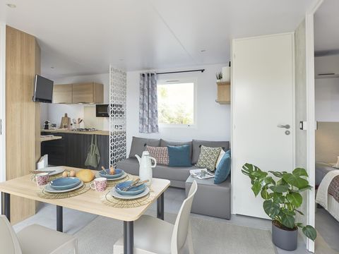 MOBILHOME 4 personnes - 30m² Confort (2 chambres) avec Terrasse semi couverte 15m²