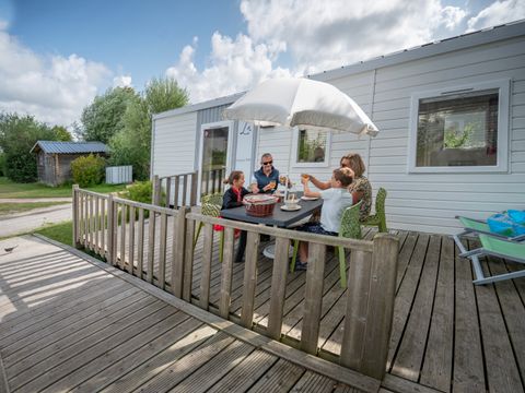 MOBILHOME 4 personnes - PMR 34m² Confort (2 chambres)