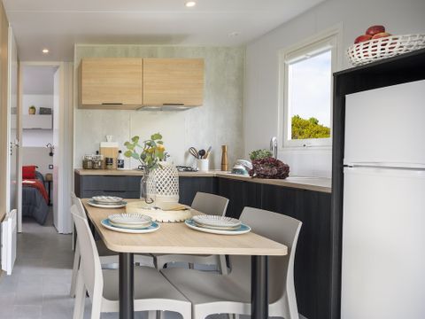 MOBILHOME 4 personnes - 24m² Confort (2 chambres) avec Terrasse semi couverte 7,5m²