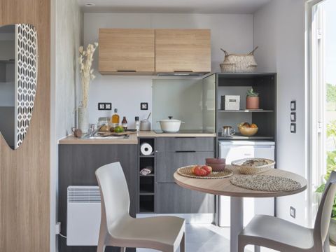 MOBILHOME 2 personnes - Suite Confort (1 chambre)