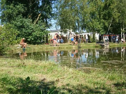 MOBILHOME 4 personnes - M- Home 2ch étang lit superpsé