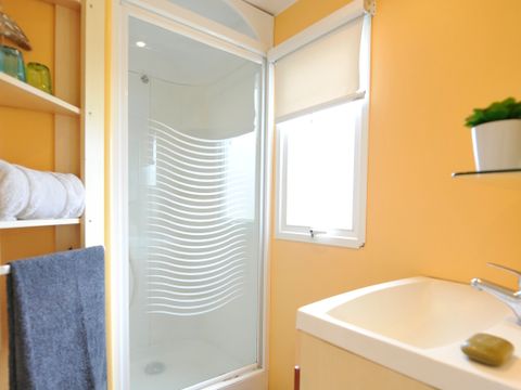 MOBILHOME 6 personnes - Confort - 3 chambres MOBILHOME 6 personnes - Confort - 3 chambres