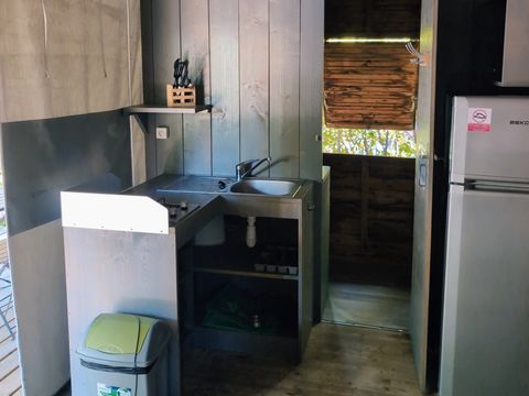 TENTE TOILE ET BOIS 4 personnes - Cabane Lodge sur Pilotis Confort 27m² - 2 chambres + terrasse couverte