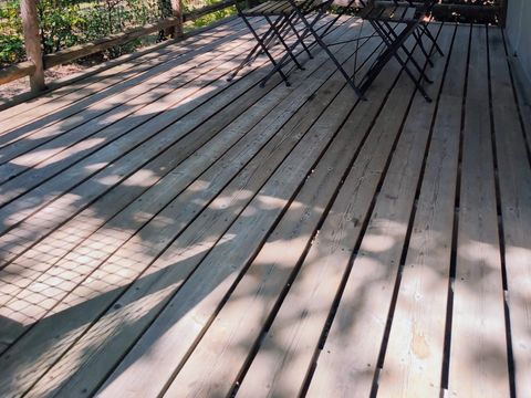TENTE TOILE ET BOIS 4 personnes - Cabane Lodge sur Pilotis Confort 27m² - 2 chambres + terrasse couverte