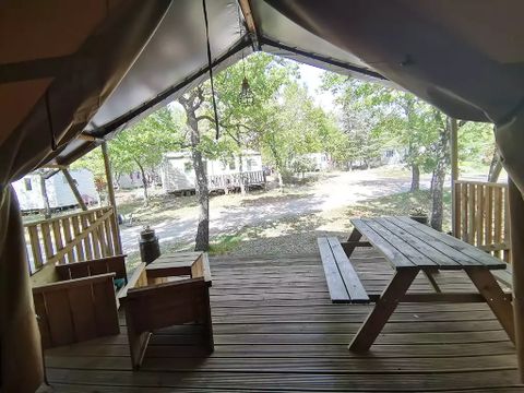 TENTE TOILE ET BOIS 4 personnes - Safari Standard 25m²(sans sanitaires)