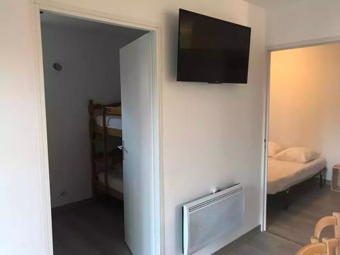 MOBILHOME 6 personnes - Cottage Confort 35m² - 2 chambres + Terrasse + TV