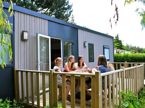 MOBILHOME 8 personnes - 3 chambres - PREMIUM - 2 salles de bain - 36 et 40 m²