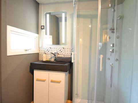 CHALET 3 personnes - Confort 1 chambre - entre 30 à 38 m² + 5 ans