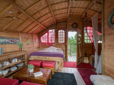 HÉBERGEMENT INSOLITE 5 personnes - Cabane LOVE 5p 2ch