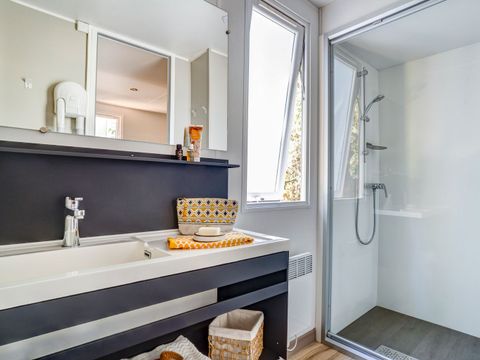 MOBILHOME 4 personnes - COTTAGE 4p 2ch en BORD DE SEINE ****