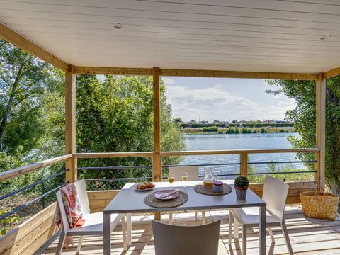 MOBILHOME 4 personnes - COTTAGE 4p 2ch en BORD DE SEINE ****