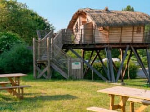 HÉBERGEMENT INSOLITE 5 personnes - Cab LOVE 5p 2ch